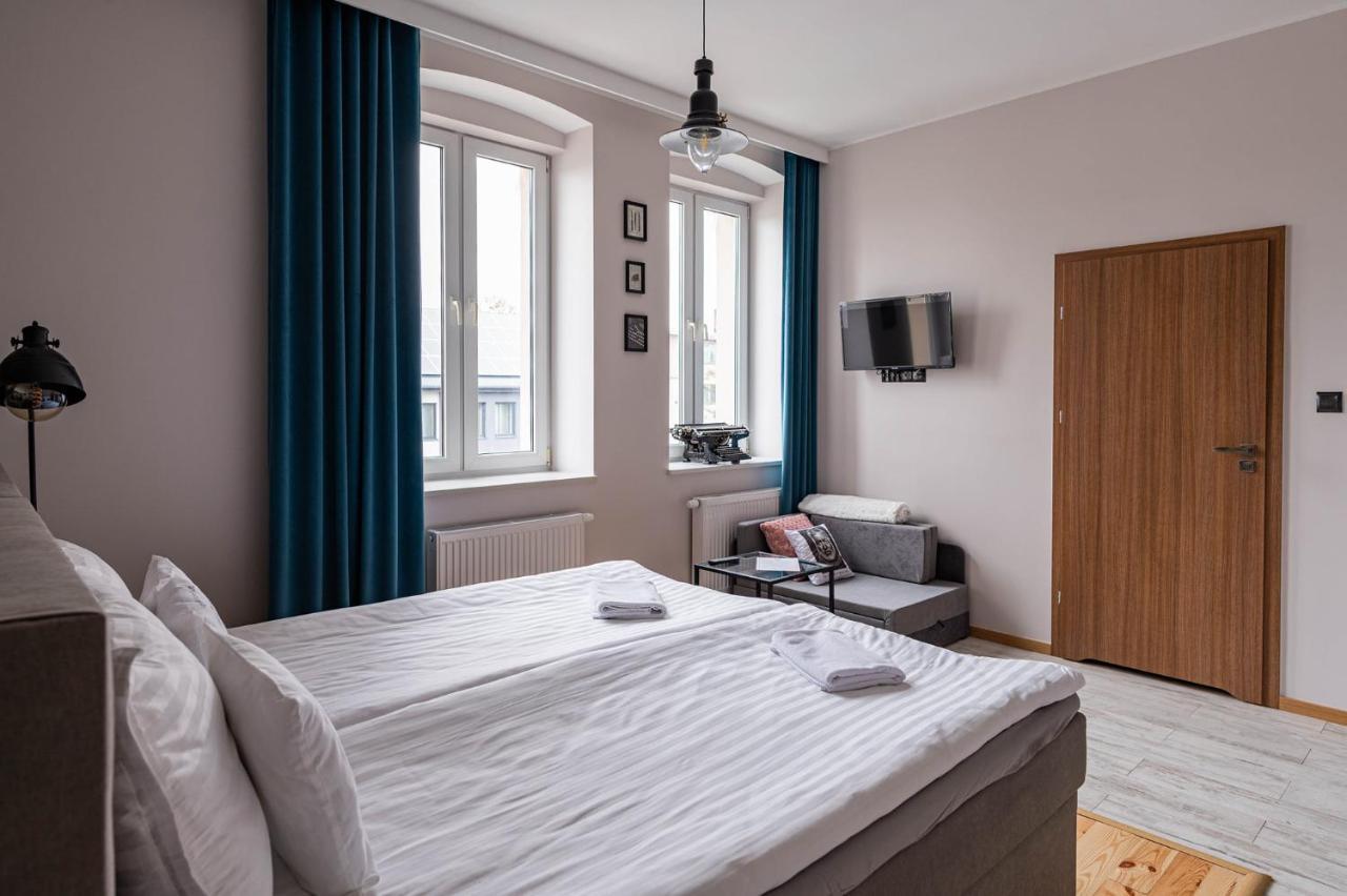 Apartamenty W Kamienicy سيرادز المظهر الخارجي الصورة